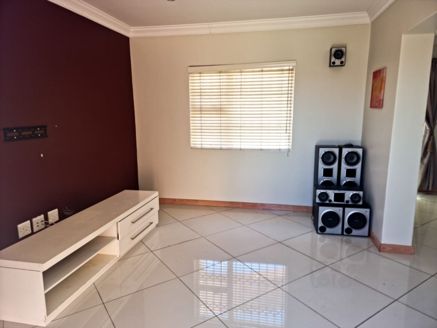 4 Bedroom Property for Sale in Turf Hall Estate Western Cape